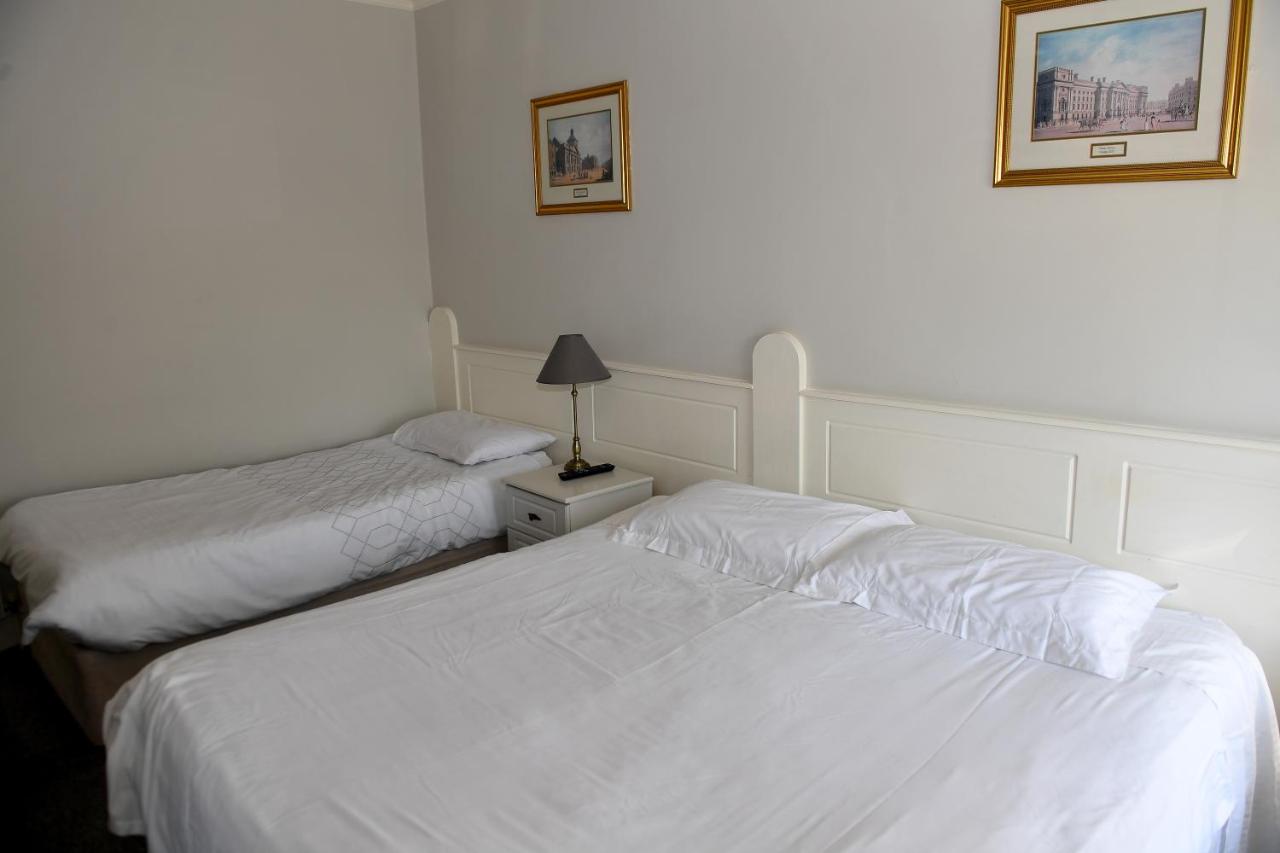 Comfort Triple Room with Shower