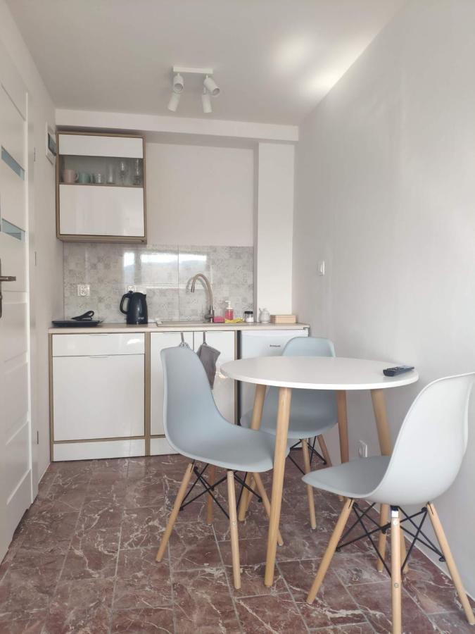 Basic Triple Room