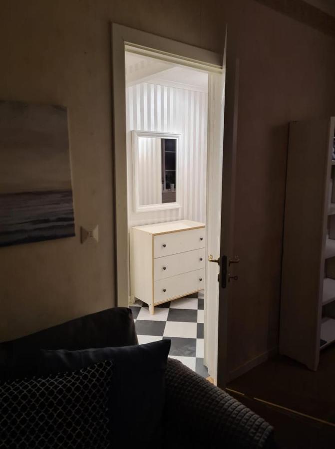 Sörgårdens gästlägenhet 1-4 personer - B&B Köping