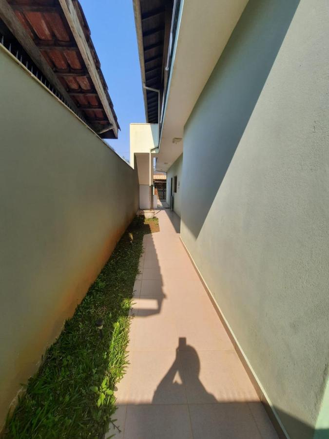Lindo Apto Ubatuba a 300 metros Praia Sape - B&B Ubatuba