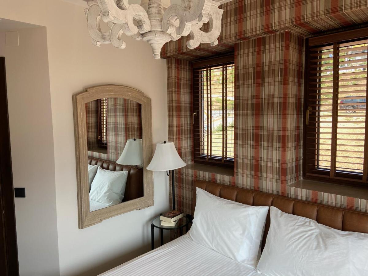 Double Room with Lake View