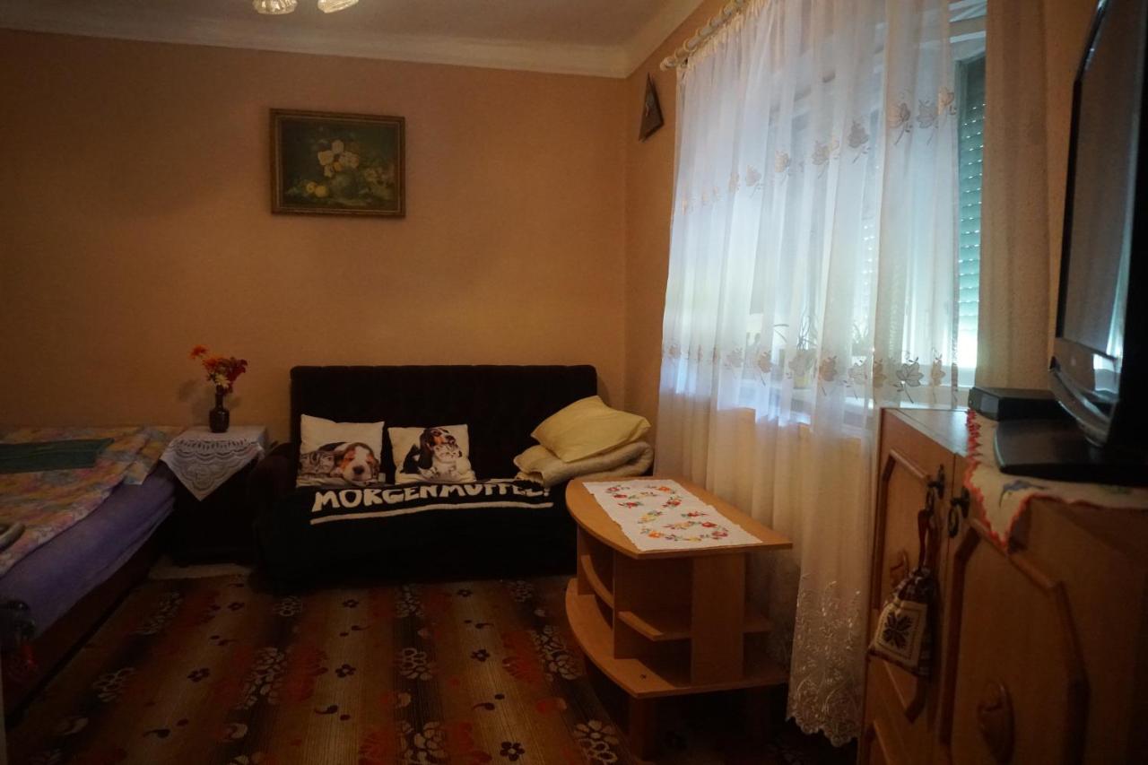 Familienzimmer mit Gemeinschaftsbad