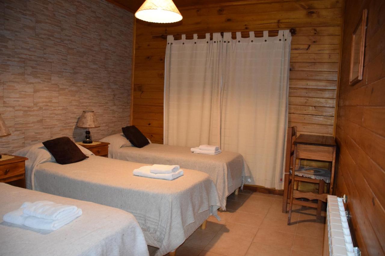 Chambre Triple avec Salle de Bains Privative
