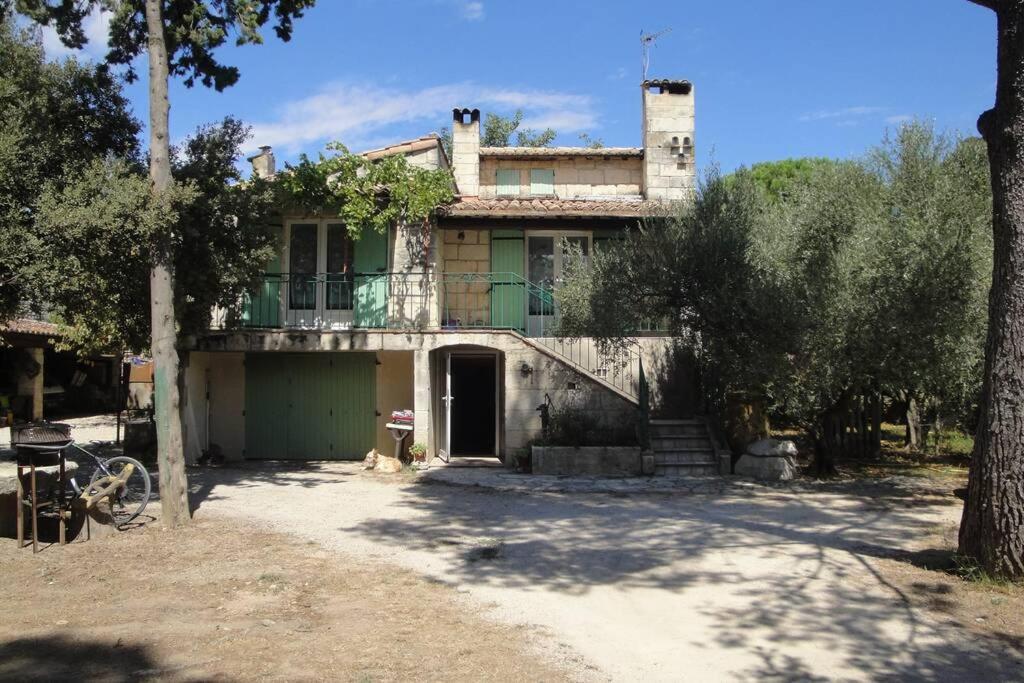 Le mas de Lucien entre Arles, Nimes, Avignon. - Chambres d’hôtes