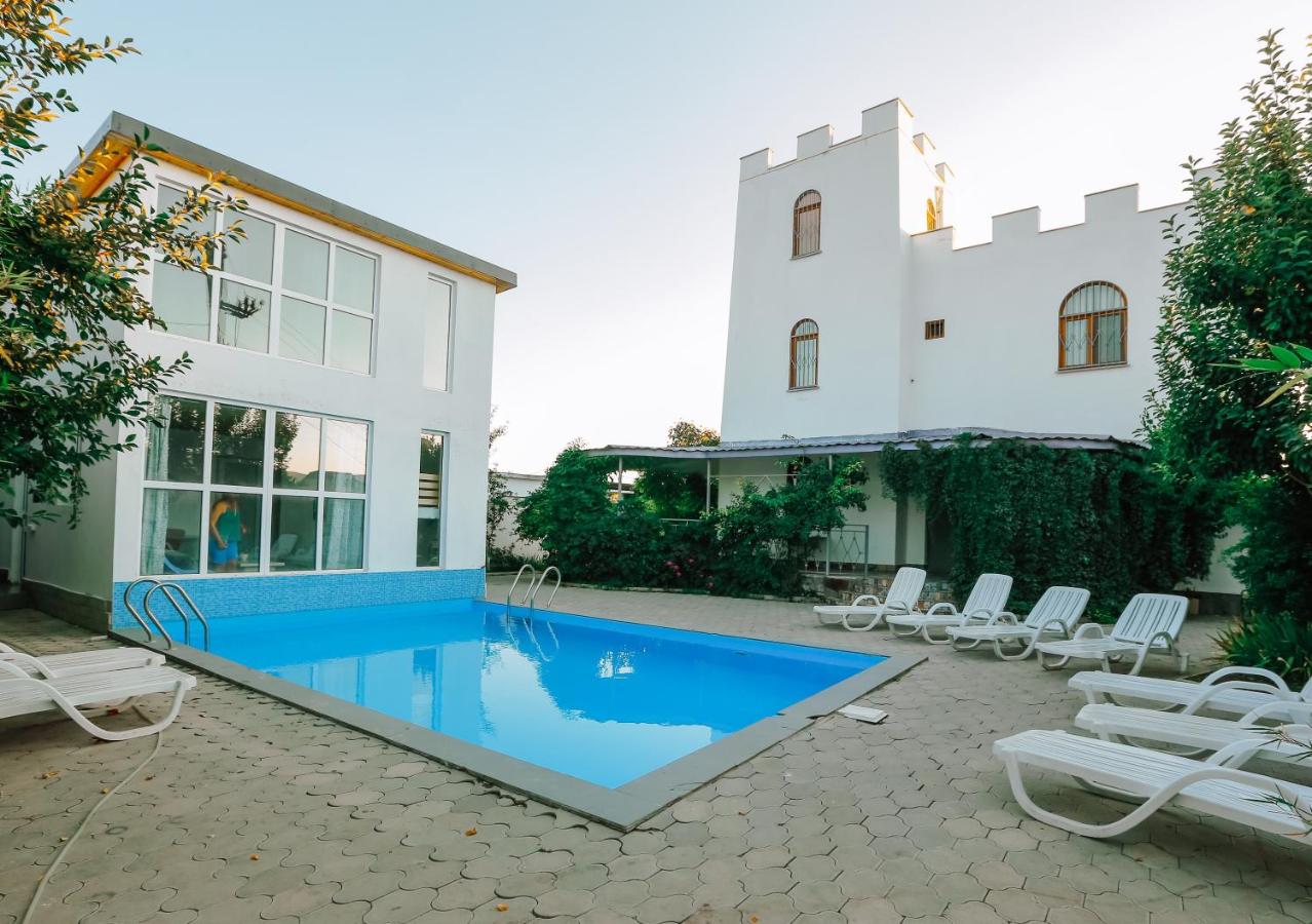 Laguna Villa - Pool, Sauna, Events - at Bazaleti Lake - B&B Q’arsimaantk’ari