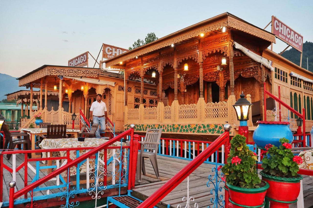 B&B Srinagar - Chicago Group of Houseboats - Bed and Breakfast Srinagar