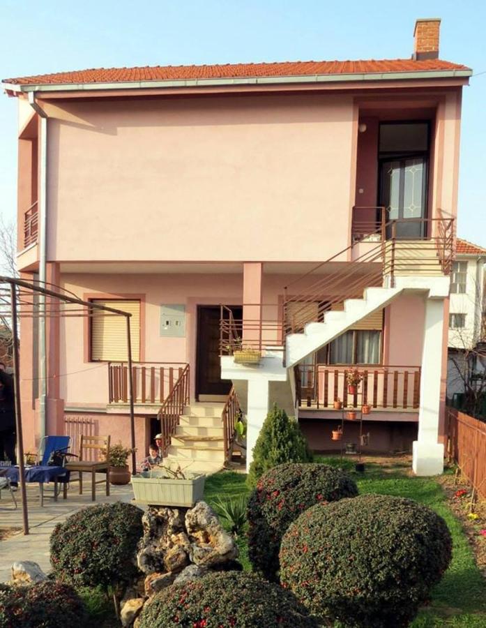 Villa Majda - Bed and Breakfast Peštani