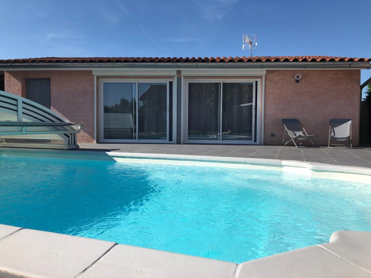 Monolocale con Vista Piscina