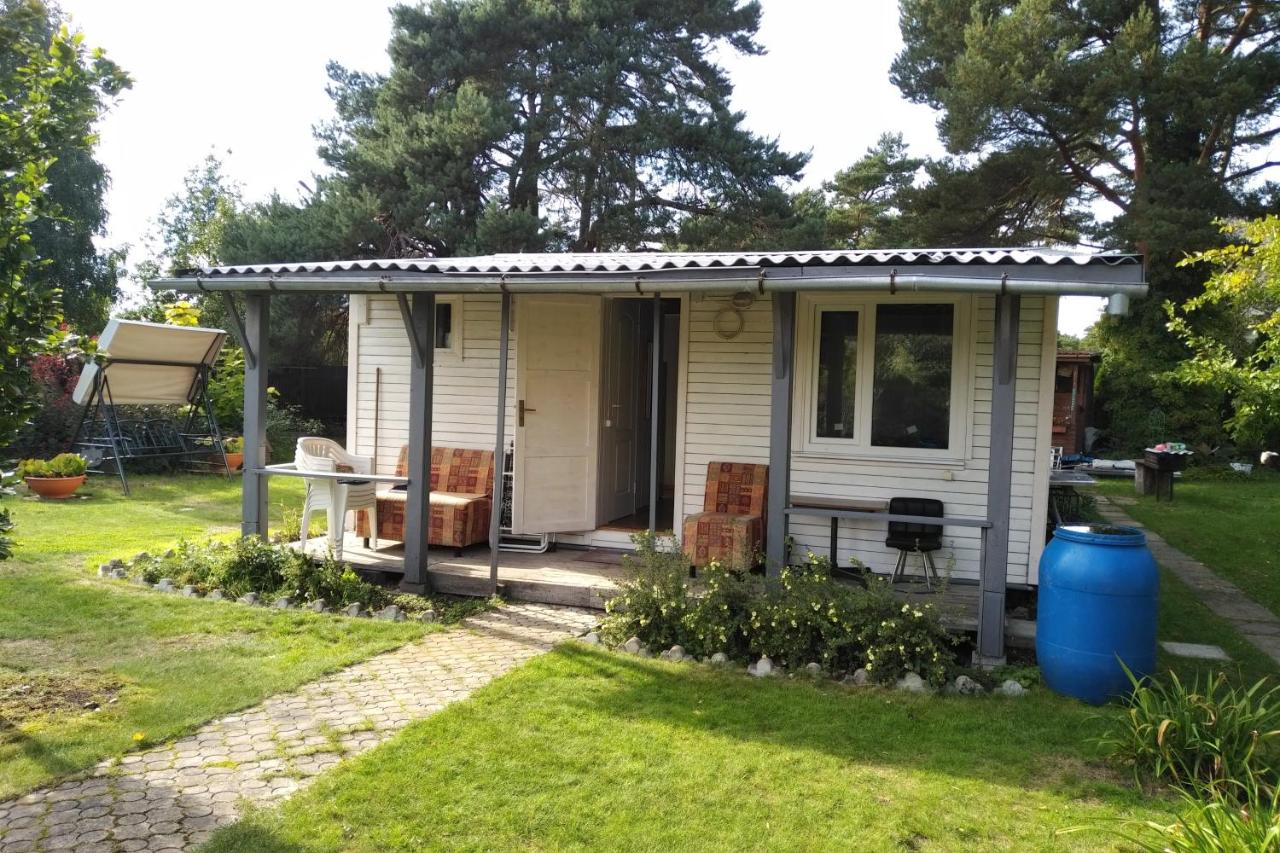 Renovated wooden cottage 300 meters from the beach - Bed and Breakfast