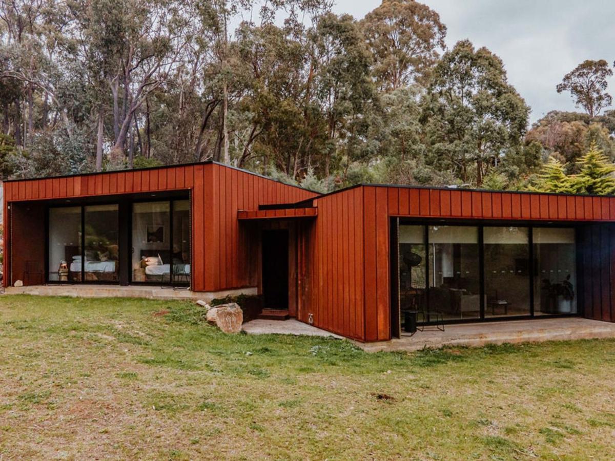 Lithic House -wood fire and bush views - Ferienwohnung Hepburn Springs