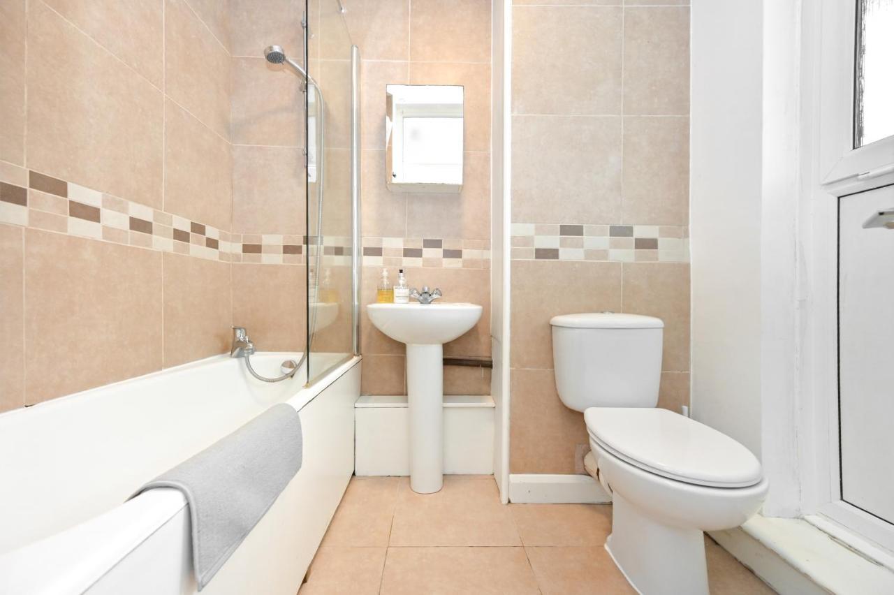 Nice Apartment - Great Portland St, Regents Pk, Euston - Bed and Breakfast Londen