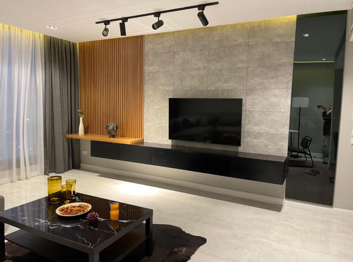 بنتهاوس ميدتاون ممنوع الزيارات للعزاب - Ferienwohnung Kairo