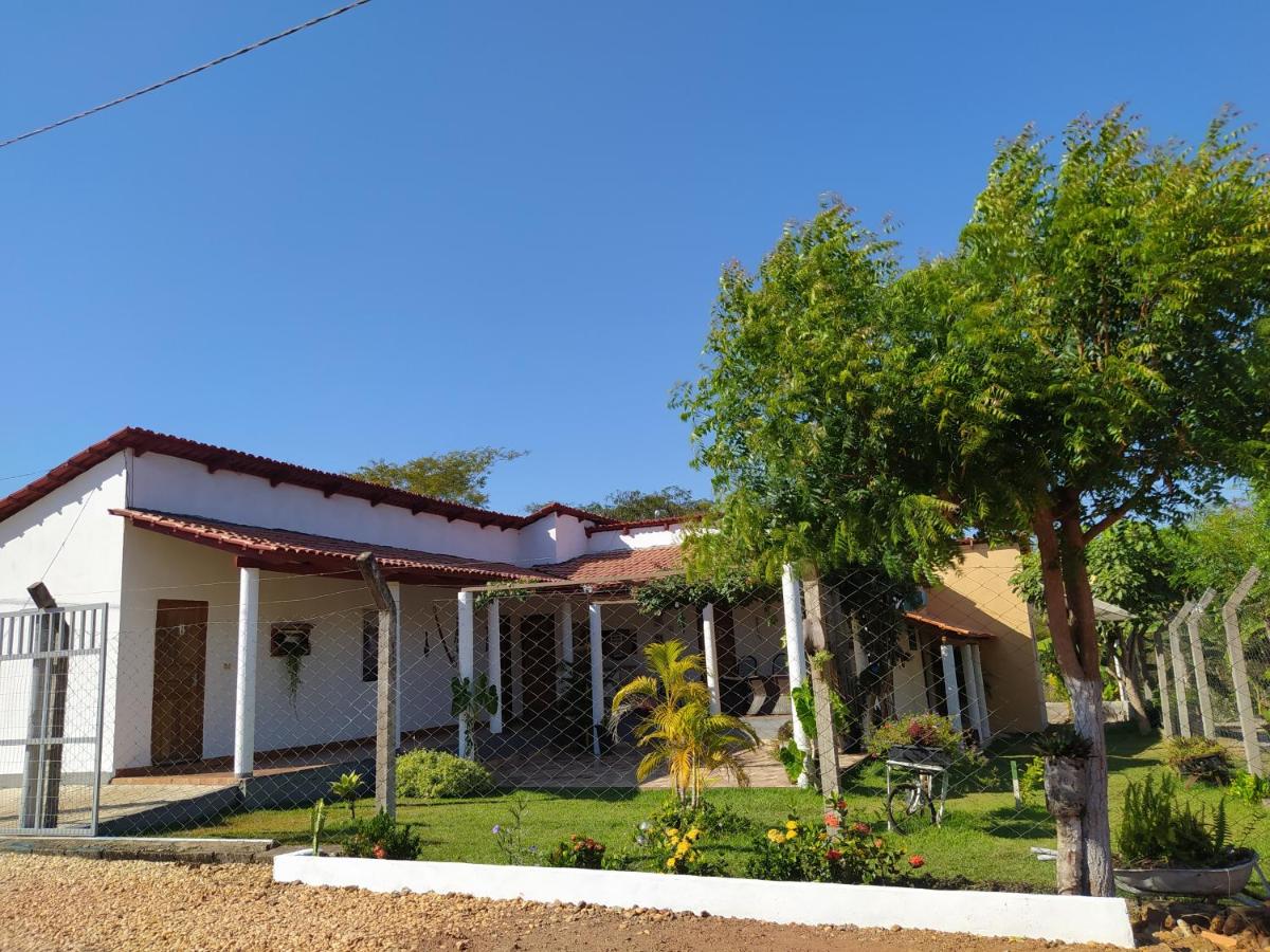 Casa Águas da Chapada - B&B Carolina