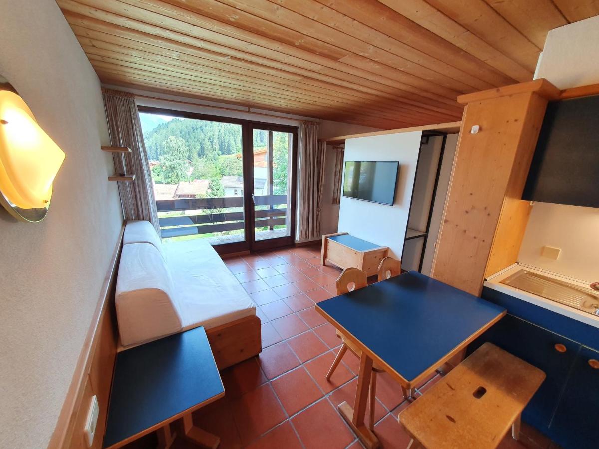 Studio with Balcony (2 Adults)