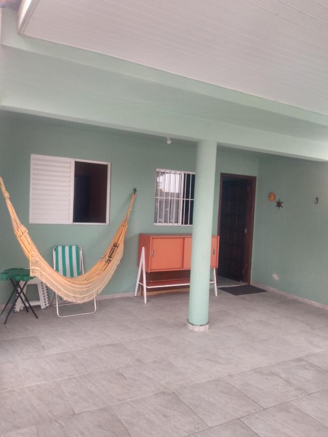 B&B Matinhos - Casa 50 mts da praia Caravelas PR com ventiladores - Bed and Breakfast Matinhos