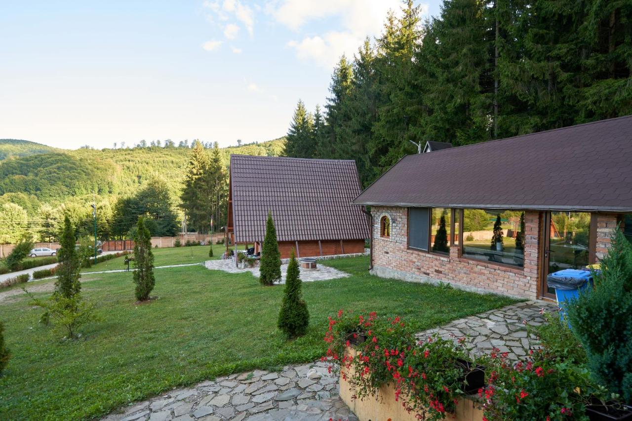 Villa with Garden View