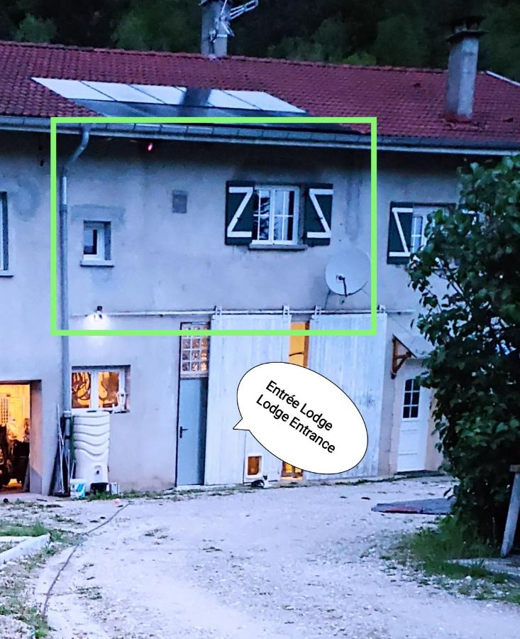 Studio with Mountain View