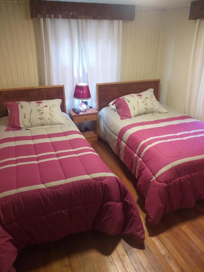 Tweepersoonskamer met 2 Aparte Bedden