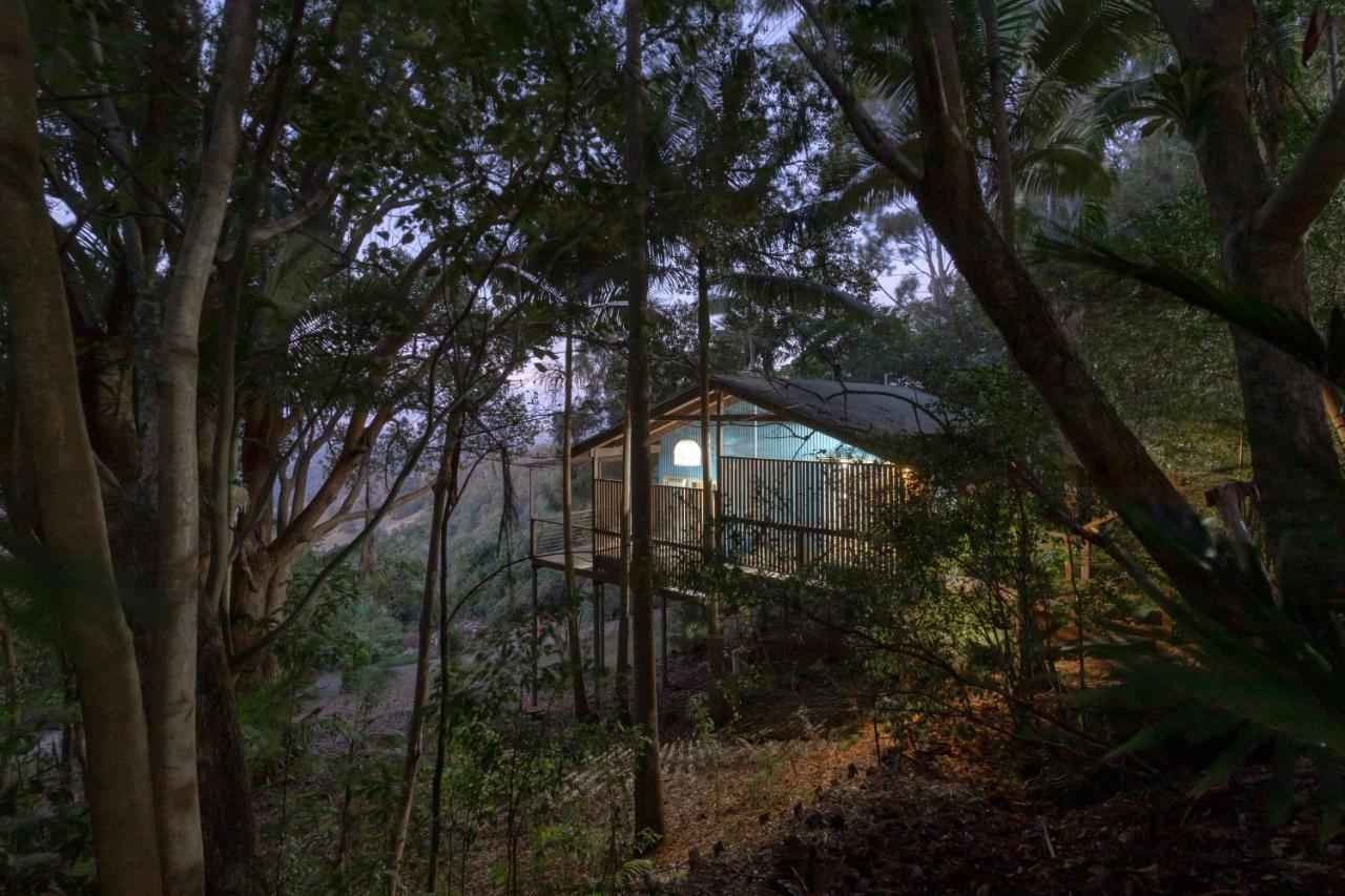 Treetops Seaview Montville - B&B