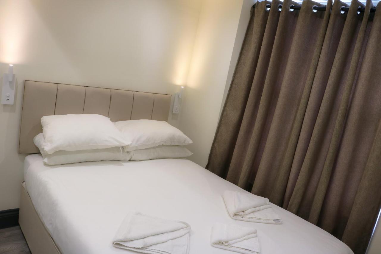 One-Bedroom Apartment (4 Adults)