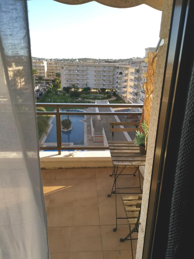 Pina Beach Holidays - B&B La Pineda