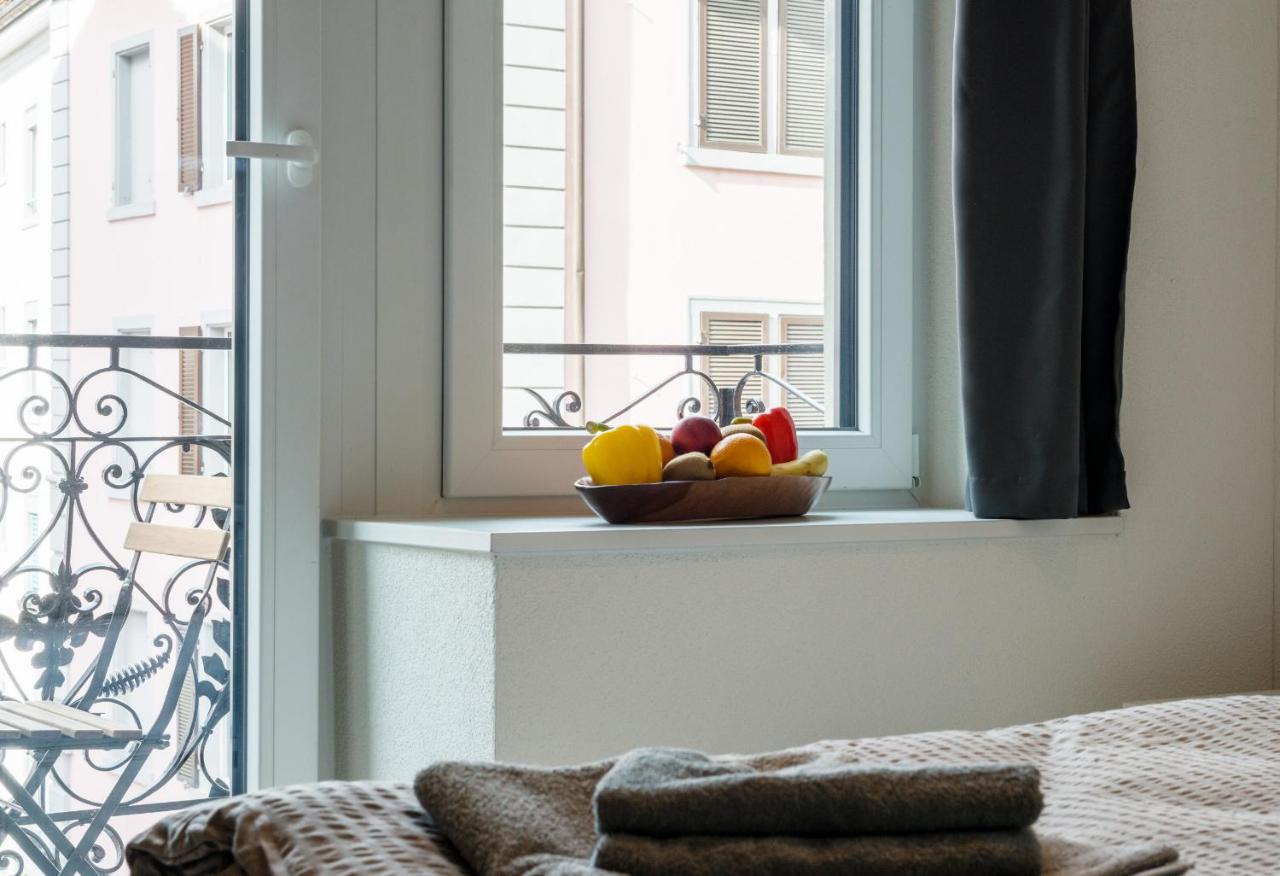 HITrental Central Station Apartment - B&B Zurigo