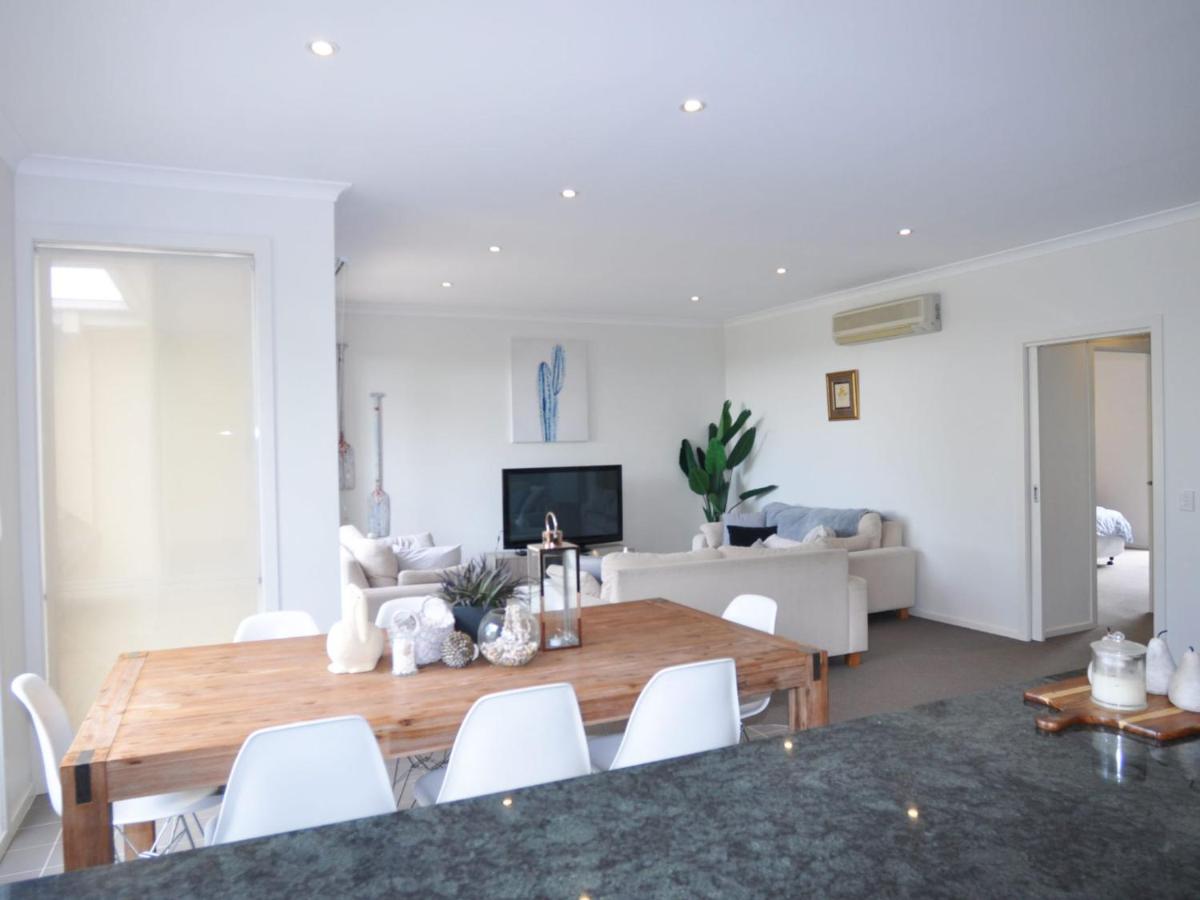 Sandpiper 3 - Close to Town and Beach - Ferienwohnung