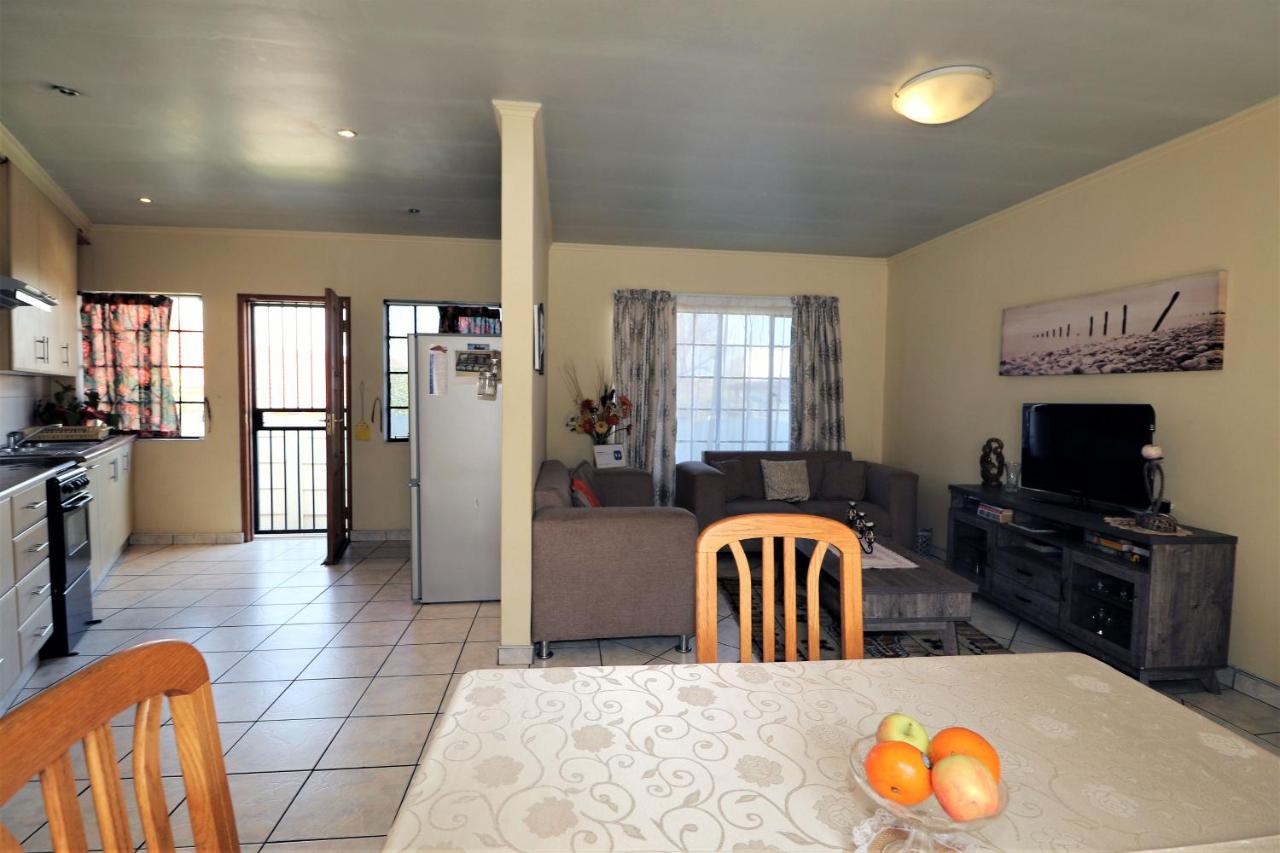 B&B Edenvale - Garden Cluster Home in Edenvale - Bed and Breakfast Edenvale