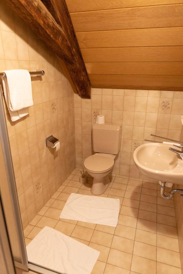 Single Room with Private External Bathroom