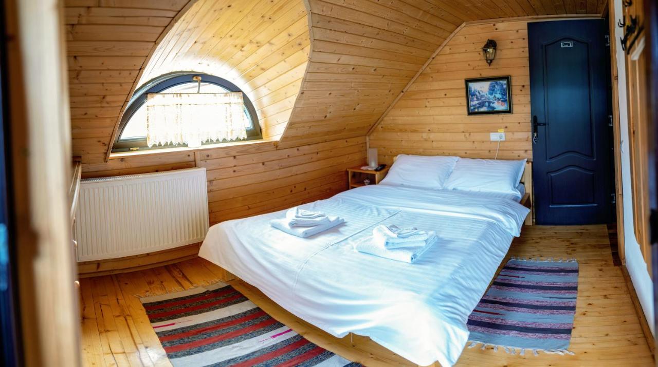 Doppelzimmer mit Gemeinschaftsbad