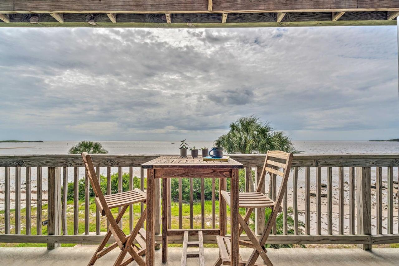 B&B Cedar Key - Charming Cedar Key Condo Direct Beach Access - Bed and Breakfast Cedar Key