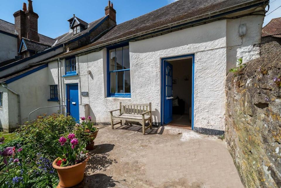 Diana's Cottage - Bed and Breakfast