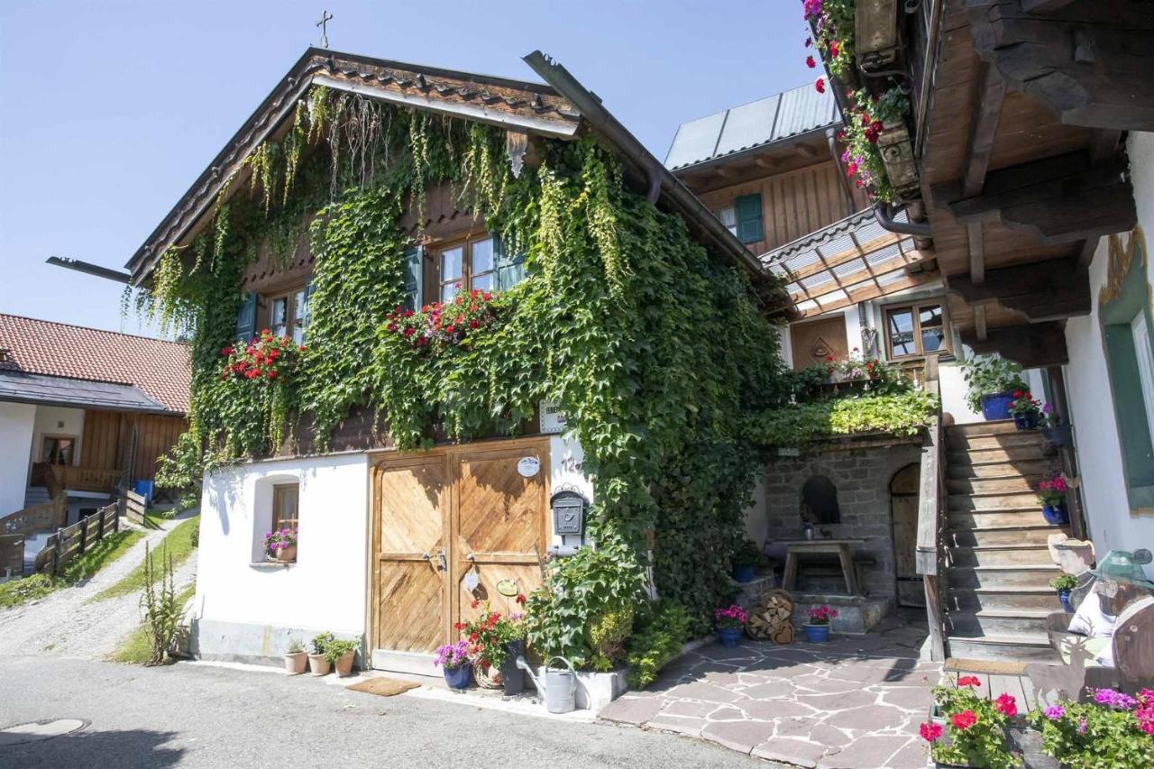 B&B Wallgau - Ferienwohnung Holler - Bed and Breakfast Wallgau