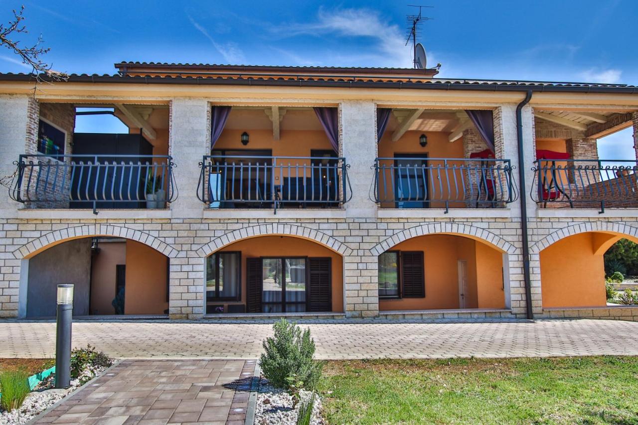 Apartment Tina II - B&B Poreč