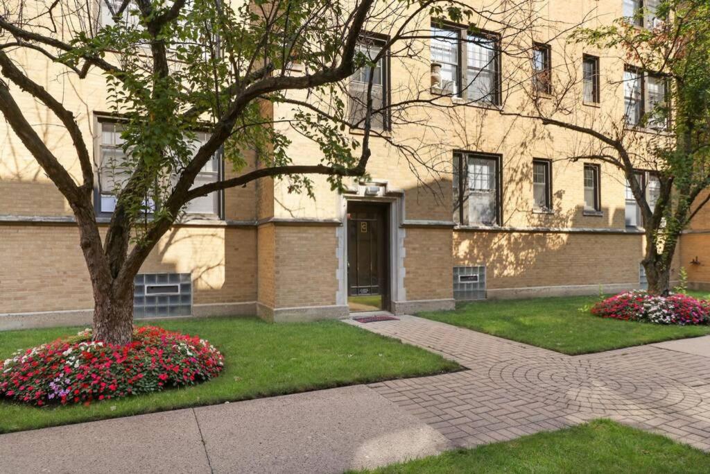 Complete 1BR Apartment near Attractions - Belmont C1 - B&B