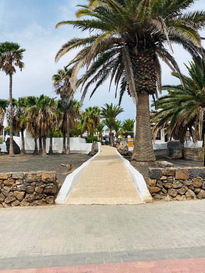 LC Bastian Marina Bungalow - B&B Costa Teguise