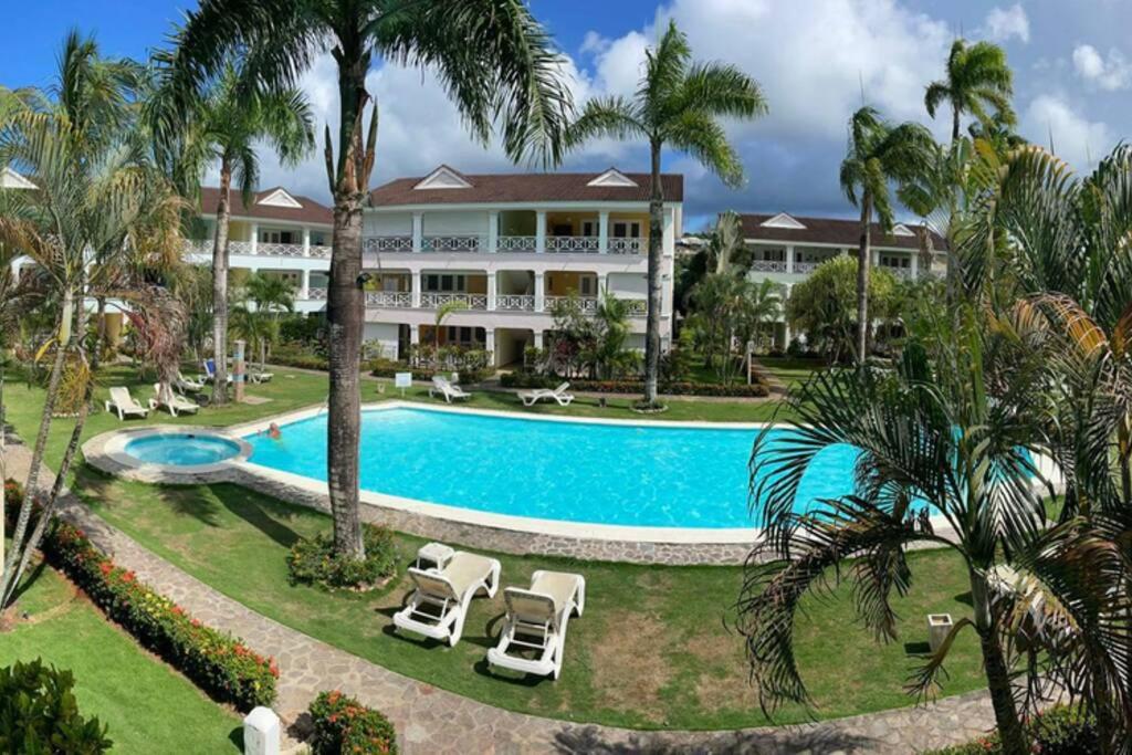 Superbe 2bd apt in gated community 2 steps from everything- Playa Popi - B&B Las Terrenas