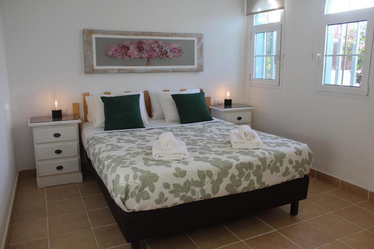 Villa - Beach Front