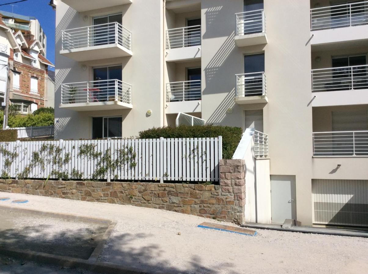 pleneuf val andre appart standing 50 m de la plage 2 à 4 personnes - B&B