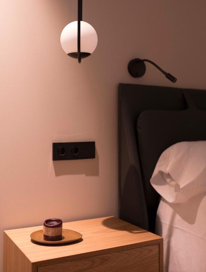 King Suite with Spa Bath - 2