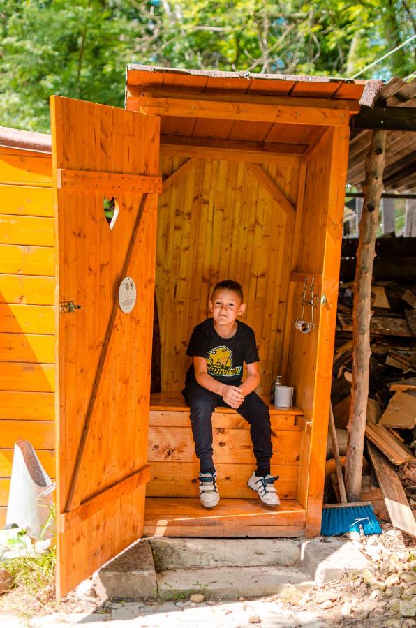 Maringotka - B&B Třebívlice