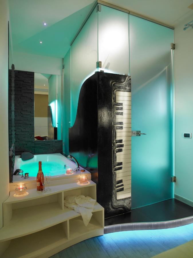 Deluxe Double Room with Spa Bath 