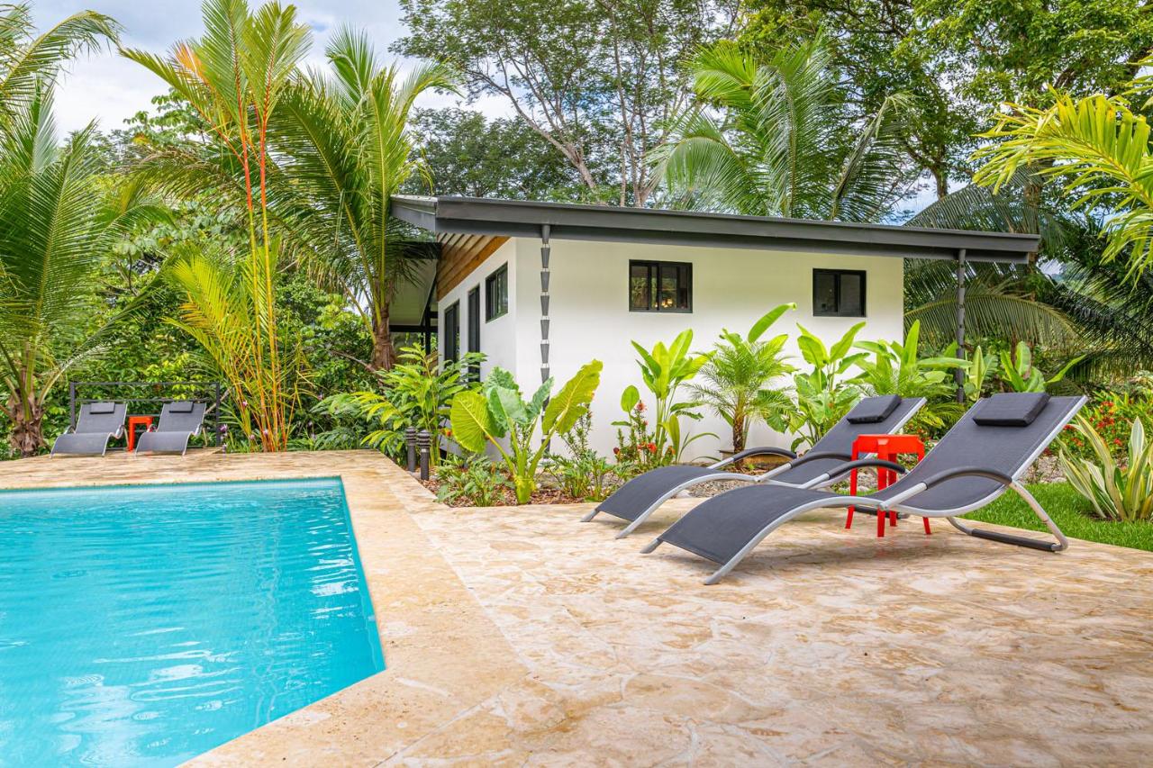 Deluxe Bungalow with Garden View