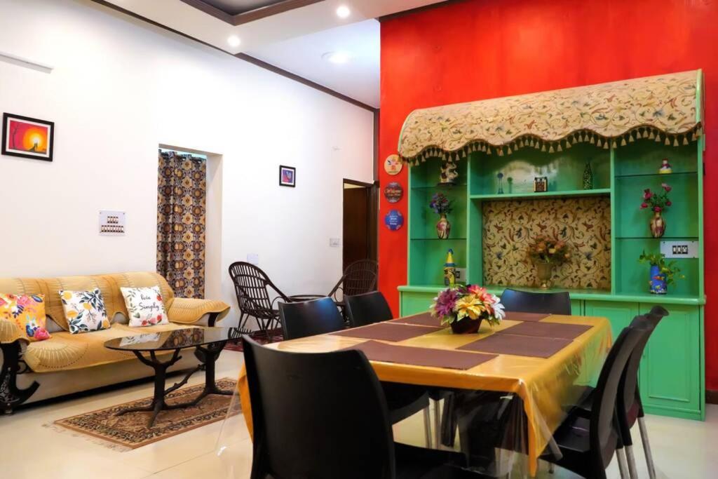 B&B Dehradun - SAI HOME - Bed and Breakfast Dehradun