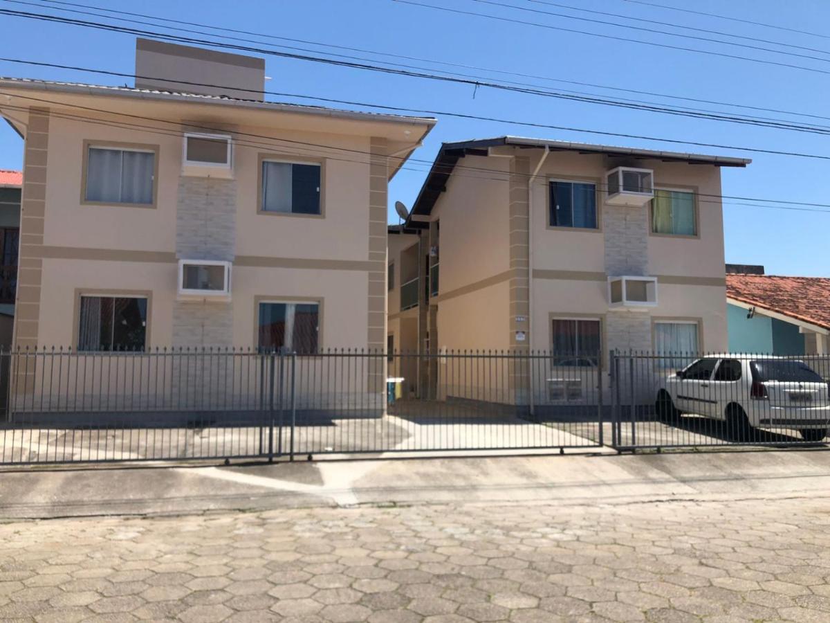 Apartamento em Floripa -Muito próximo ao Aeroporto - B&B Florianópolis