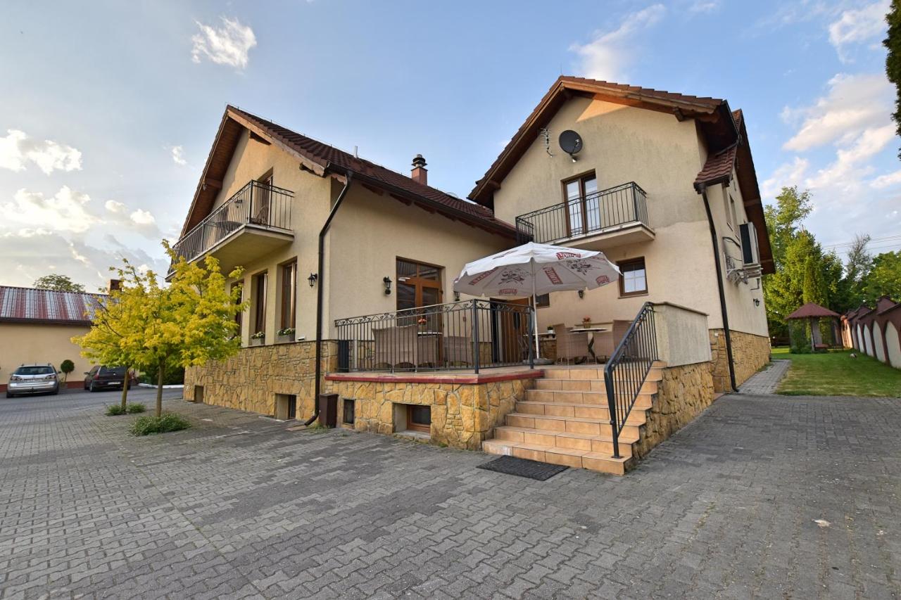 B&B Radzewice - Hotel Radzewice - Bed and Breakfast Radzewice