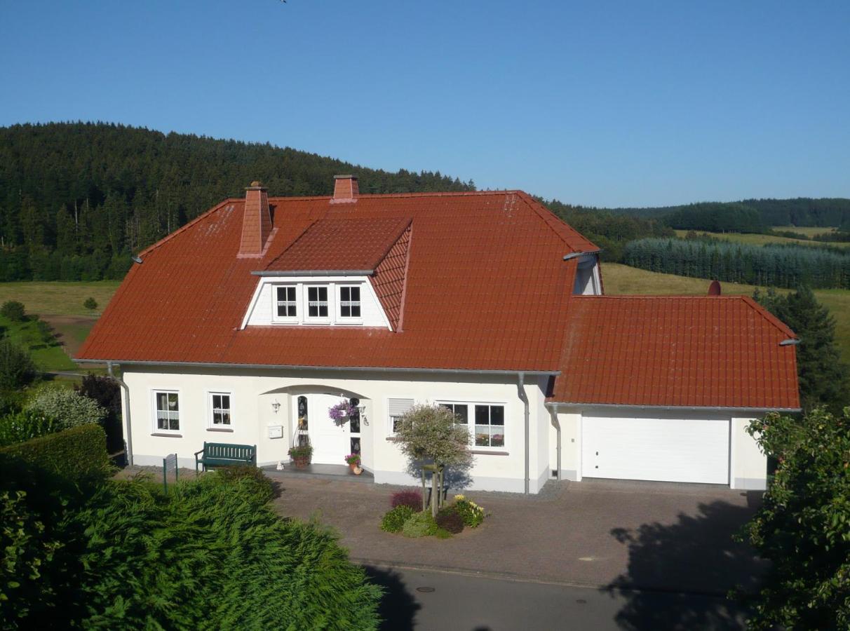 B&B Bettenfeld - Ferienwohnung Leitges - Bed and Breakfast Bettenfeld