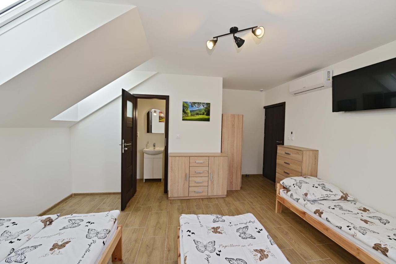 Chambre Quadruple avec Salle de Bains Privative