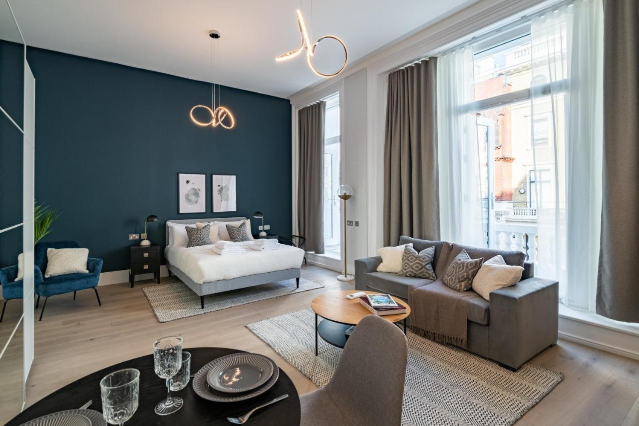 B&B London - No. 2 Queensberry Place by Stayo - Bed and Breakfast London