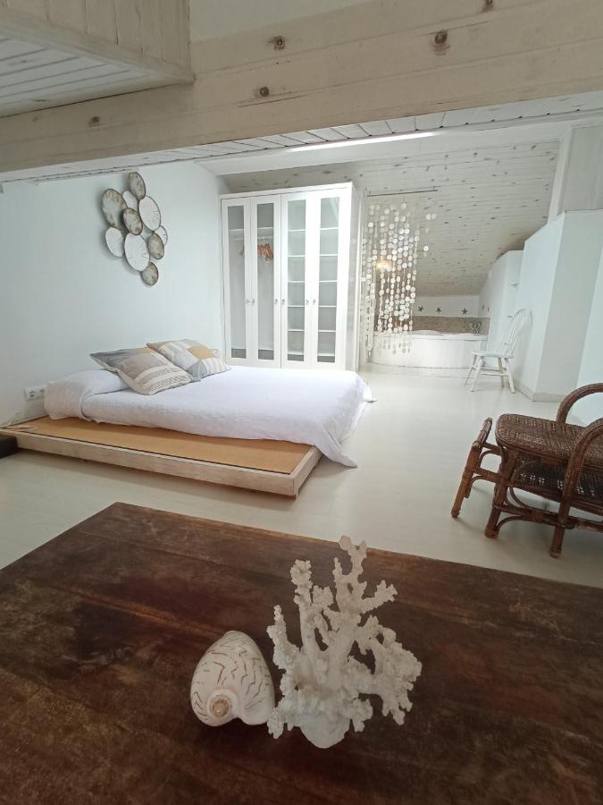 Double or Twin Room with Hot Tub